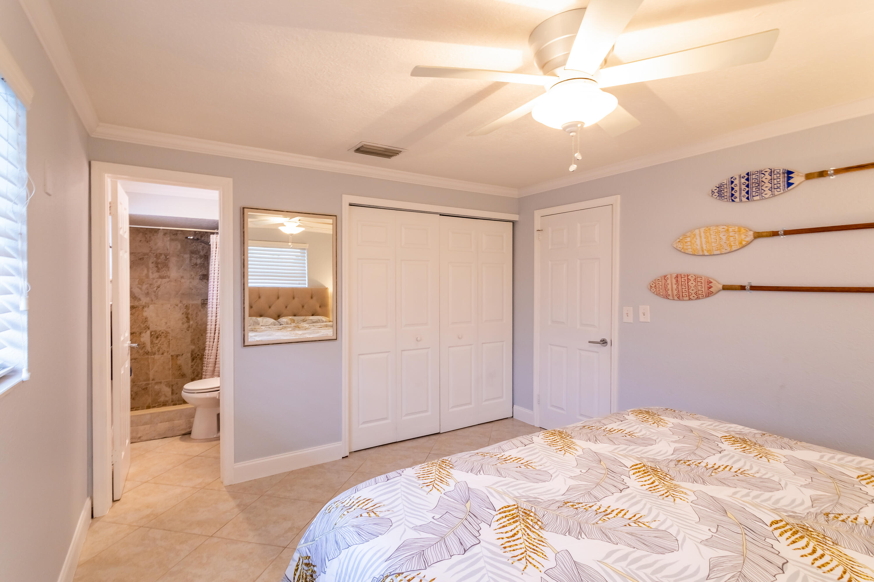 PALM BEACH SQUARE UNIT 6 - Residential Lease