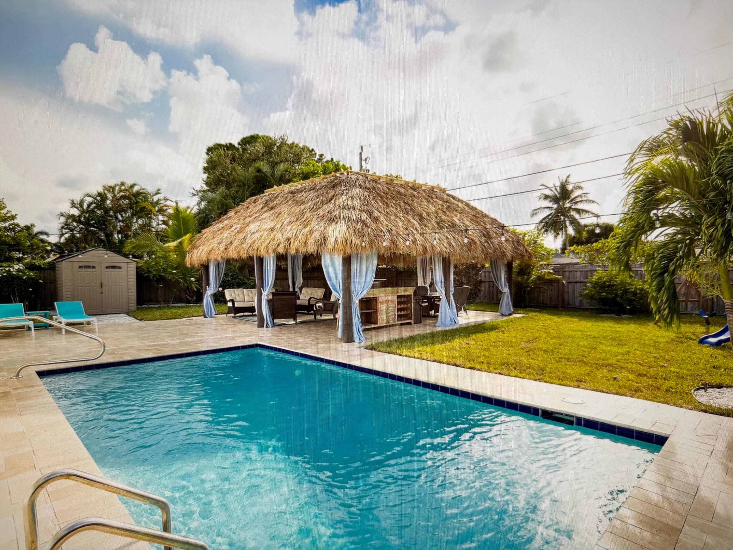PALM BEACH SQUARE UNIT 6 - Residential Lease