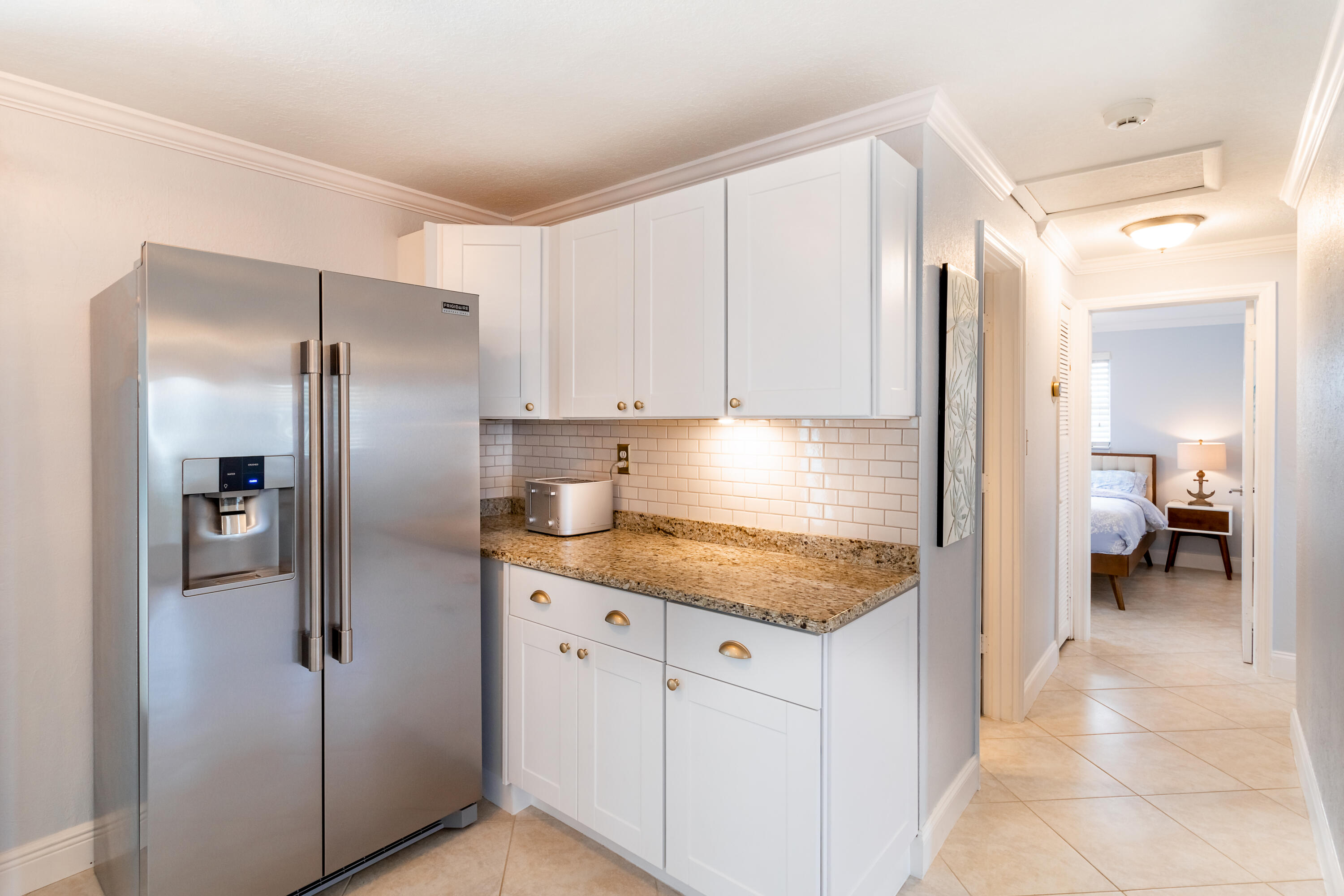 PALM BEACH SQUARE UNIT 6 - Residential Lease