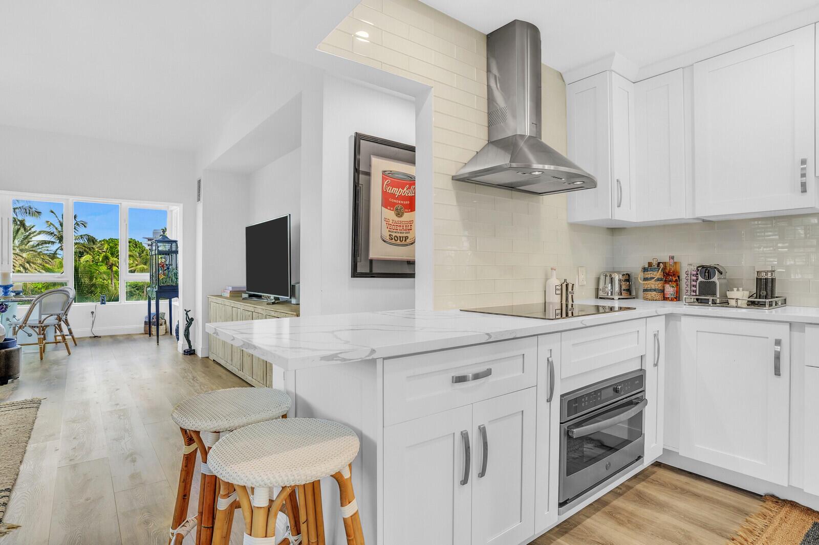 PALM WORTH INC - Residential Lease