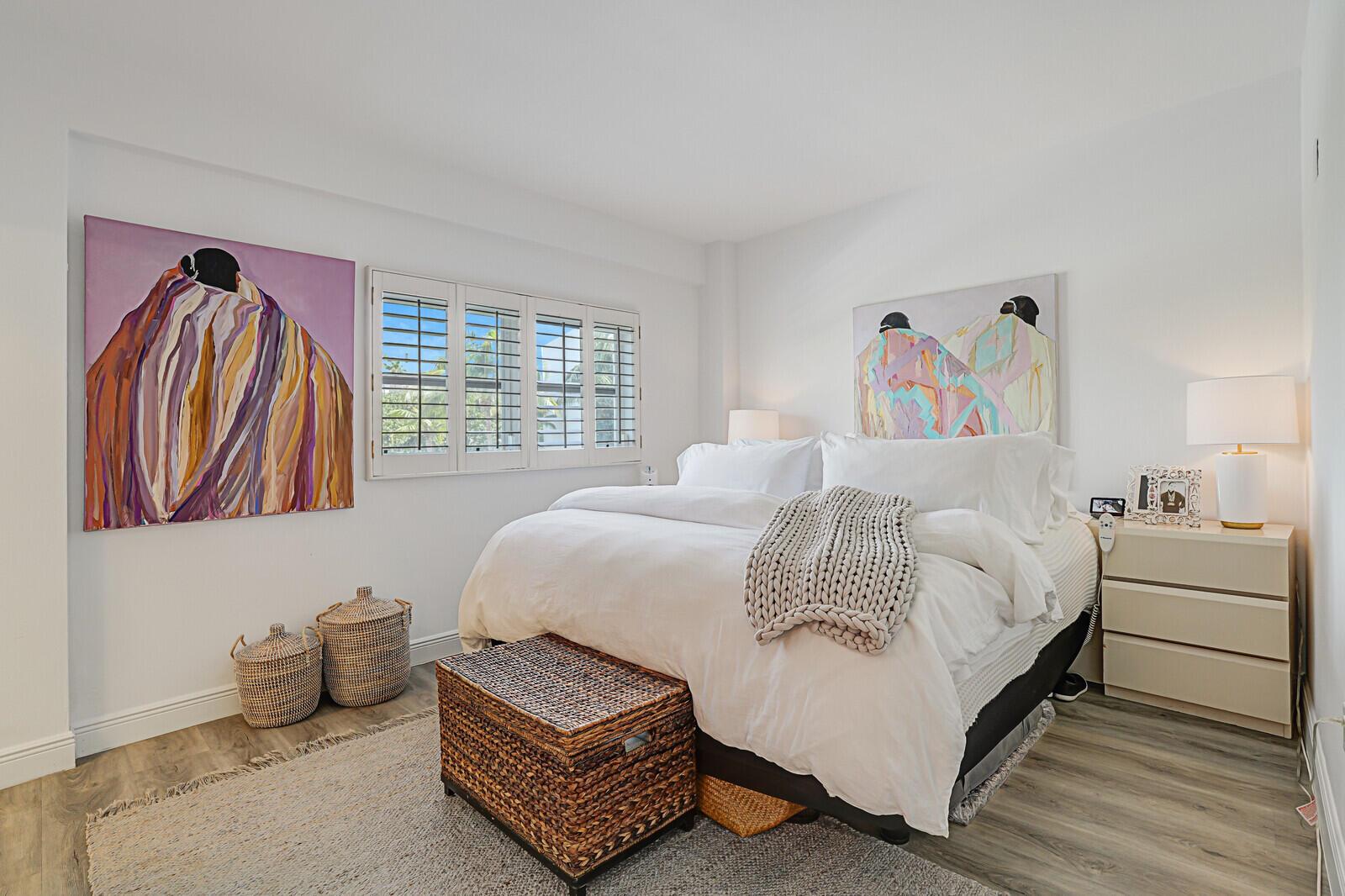 PALM WORTH INC - Residential Lease