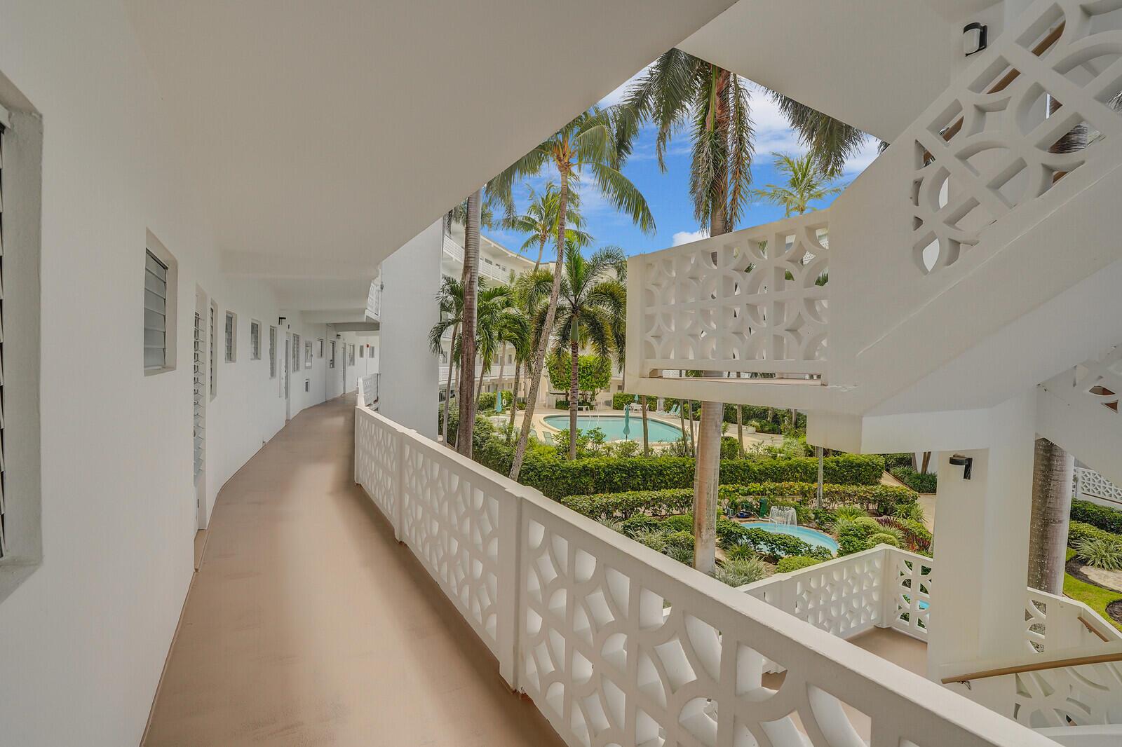 PALM WORTH INC - Residential Lease