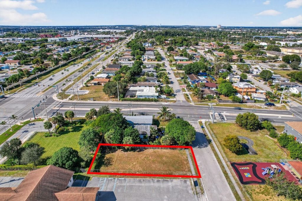 Photo of TBD W Tbd 9th Street, Riviera Beach, FL 33404 (MLS # F10540165)