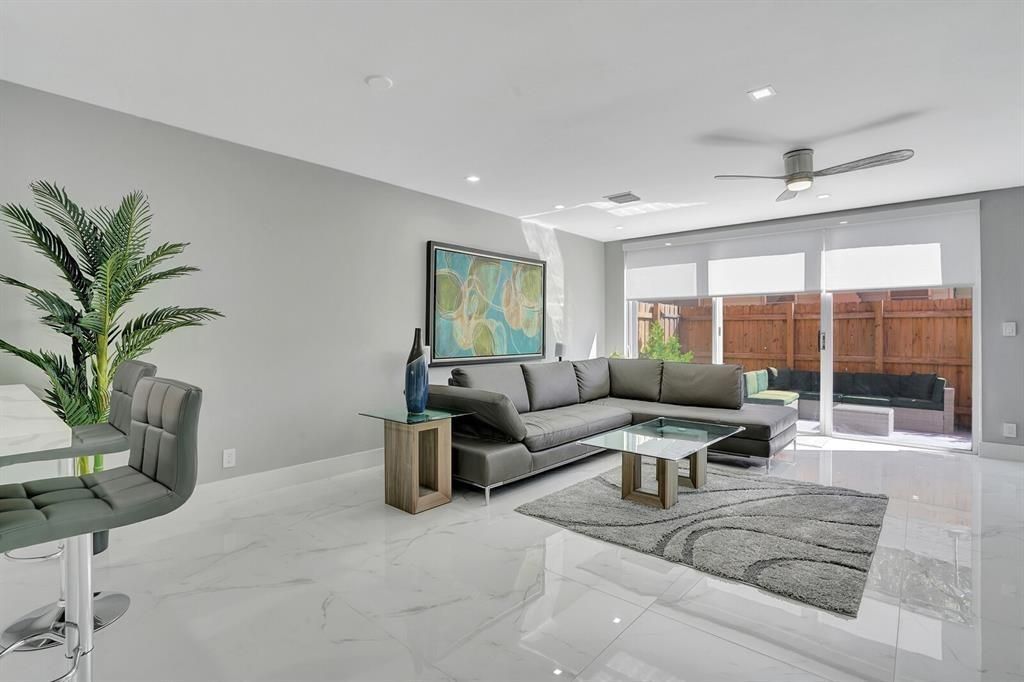 Photo of 801 NE 1st Street #9, Fort Lauderdale, FL 33301 (MLS # F10424880)