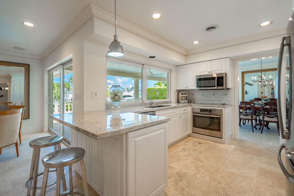 VENETIAN ISLES 3RD SEC - Residential