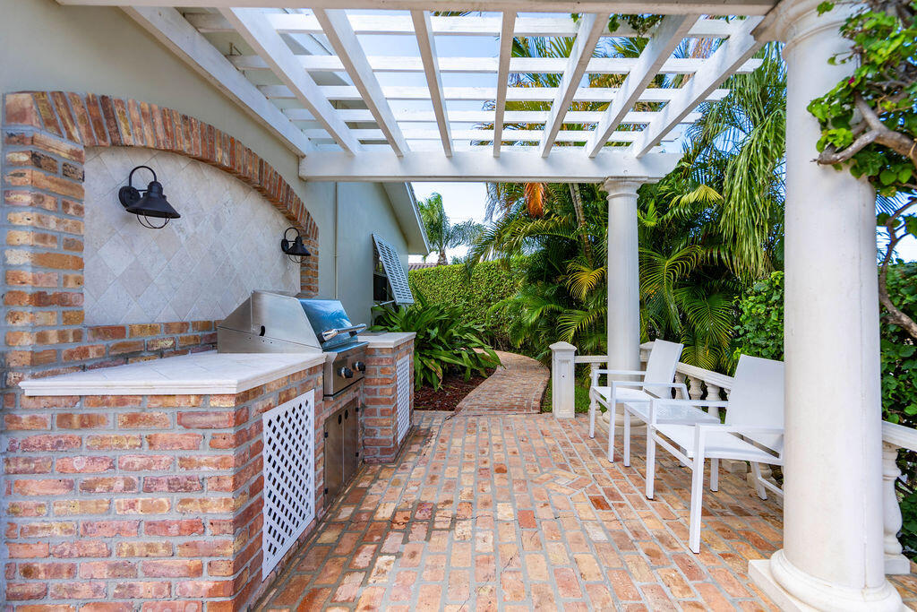 VENETIAN ISLES 3RD SEC - Residential