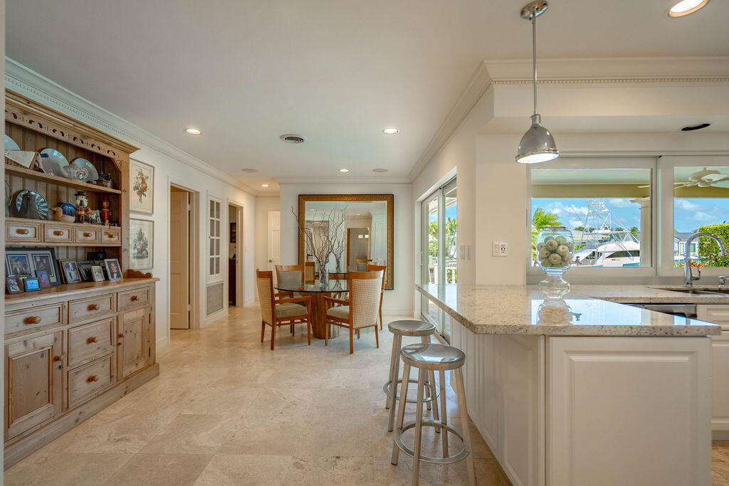 VENETIAN ISLES 3RD SEC - Residential