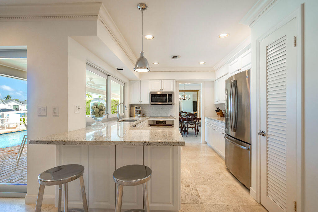 VENETIAN ISLES 3RD SEC - Residential