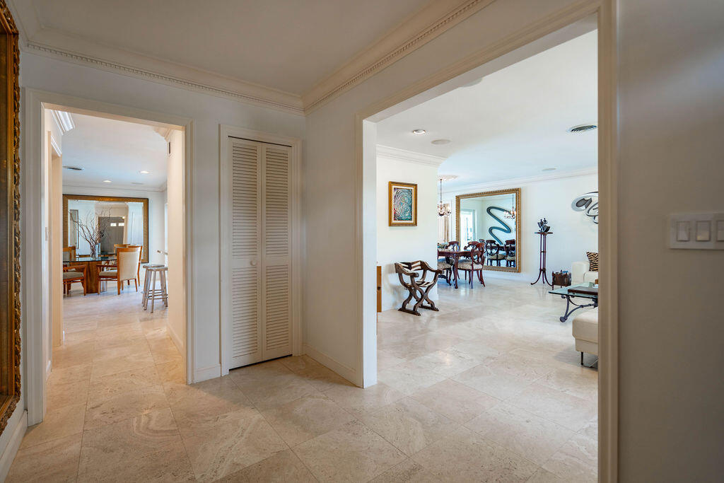 VENETIAN ISLES 3RD SEC - Residential