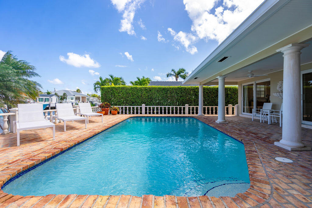 VENETIAN ISLES 3RD SEC - Residential