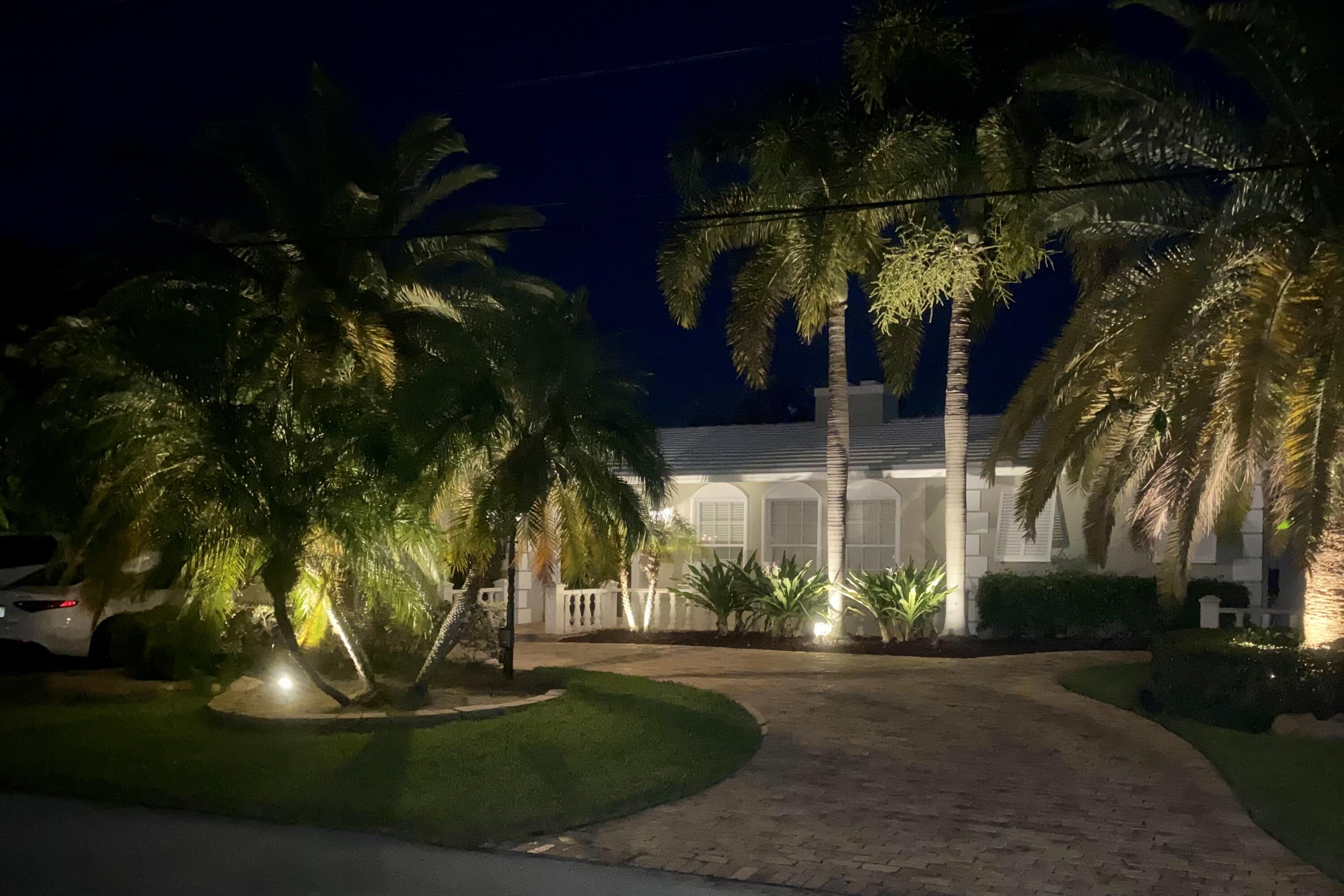 4450 NE 24th Terrace