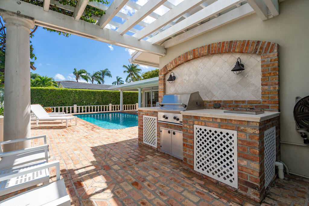 VENETIAN ISLES 3RD SEC - Residential