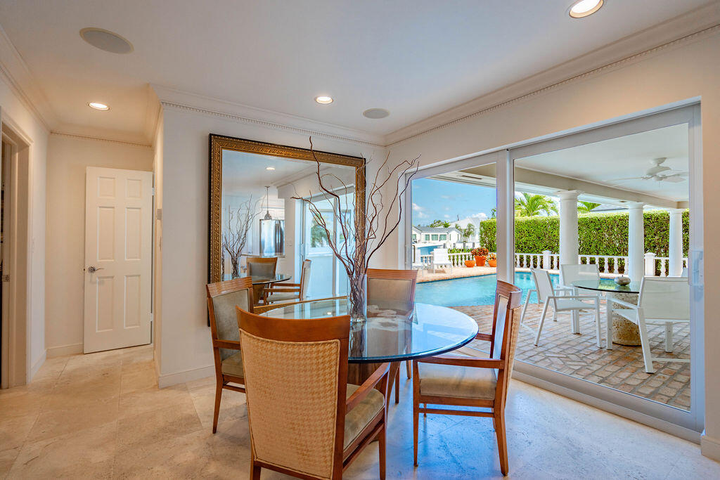 VENETIAN ISLES 3RD SEC - Residential