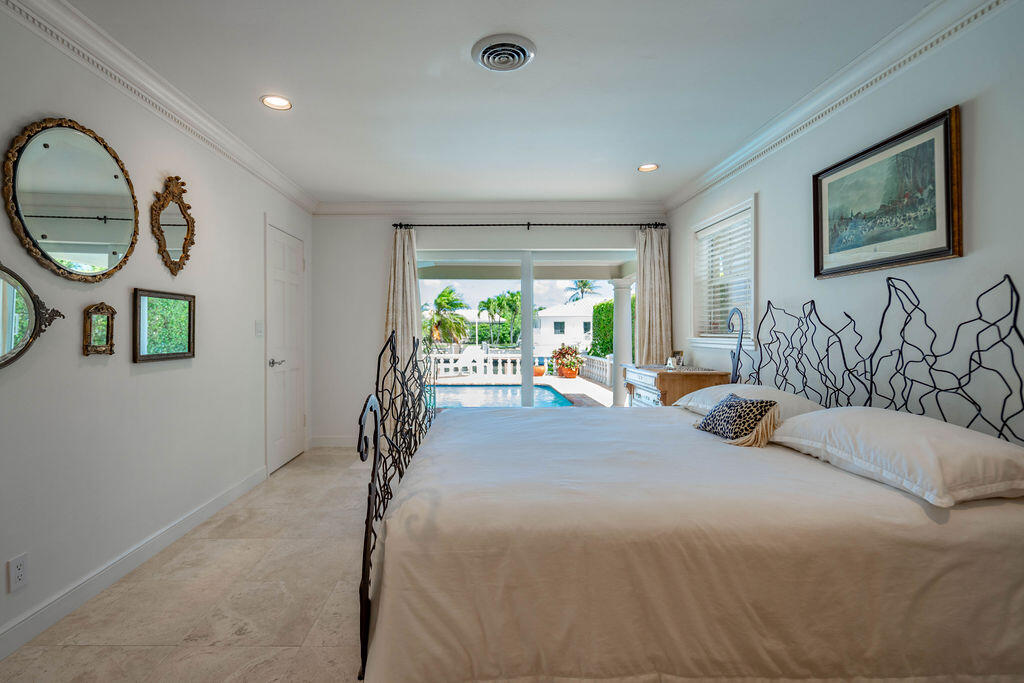 VENETIAN ISLES 3RD SEC - Residential