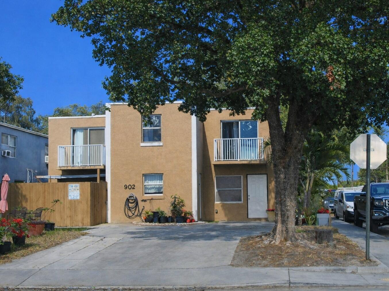 Town of Lake Worth - Residential Income