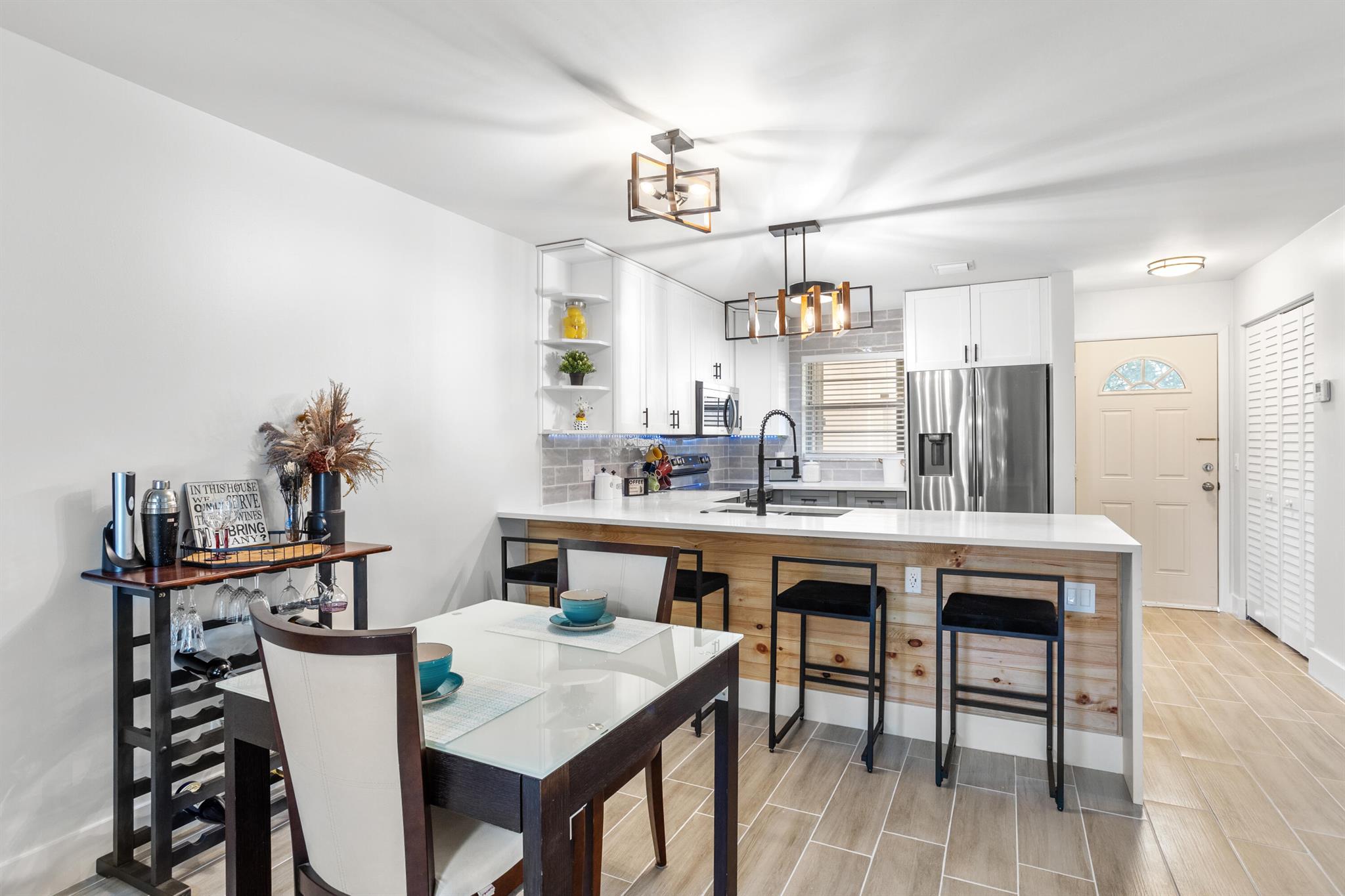 GREENWAY VILLAGE SOUTH CO - Residential Lease
