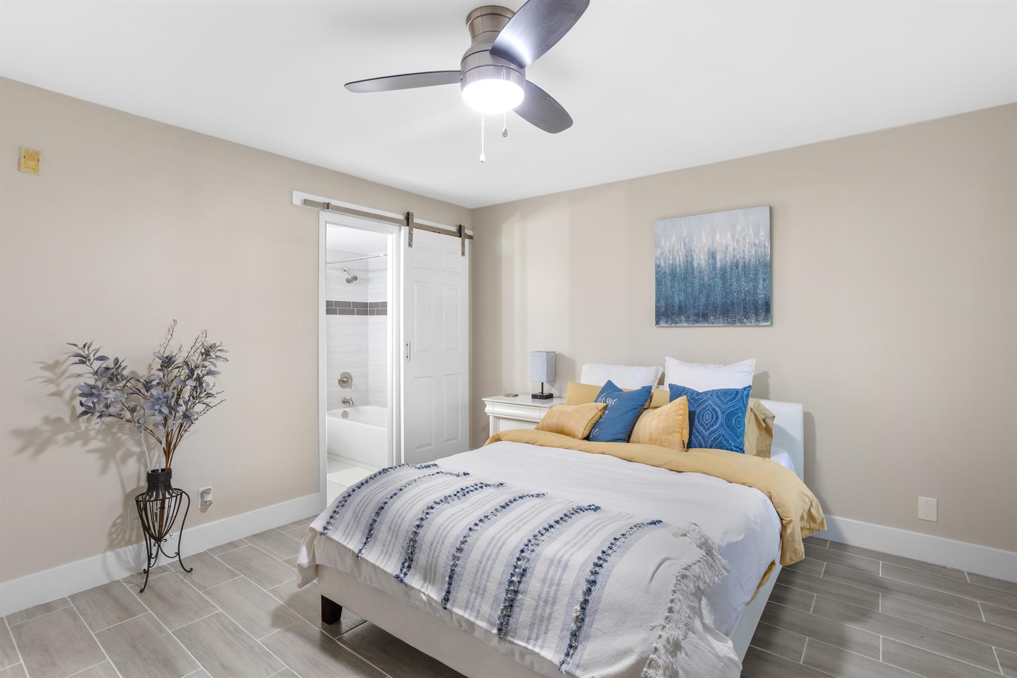 GREENWAY VILLAGE SOUTH CO - Residential Lease