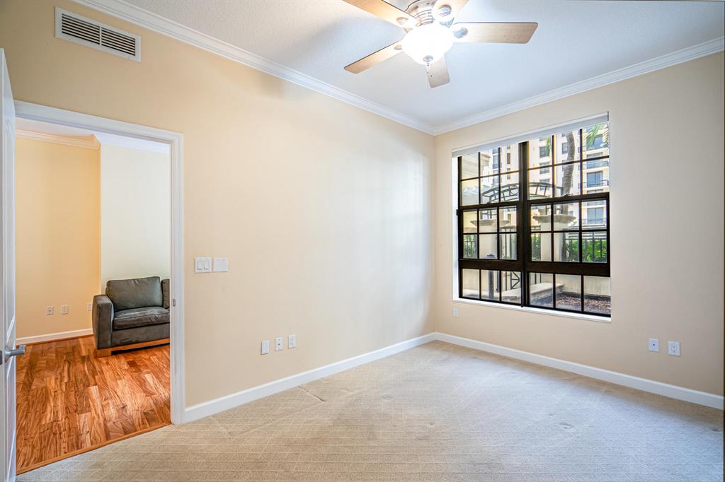 ONE CITY PLAZA - Residential