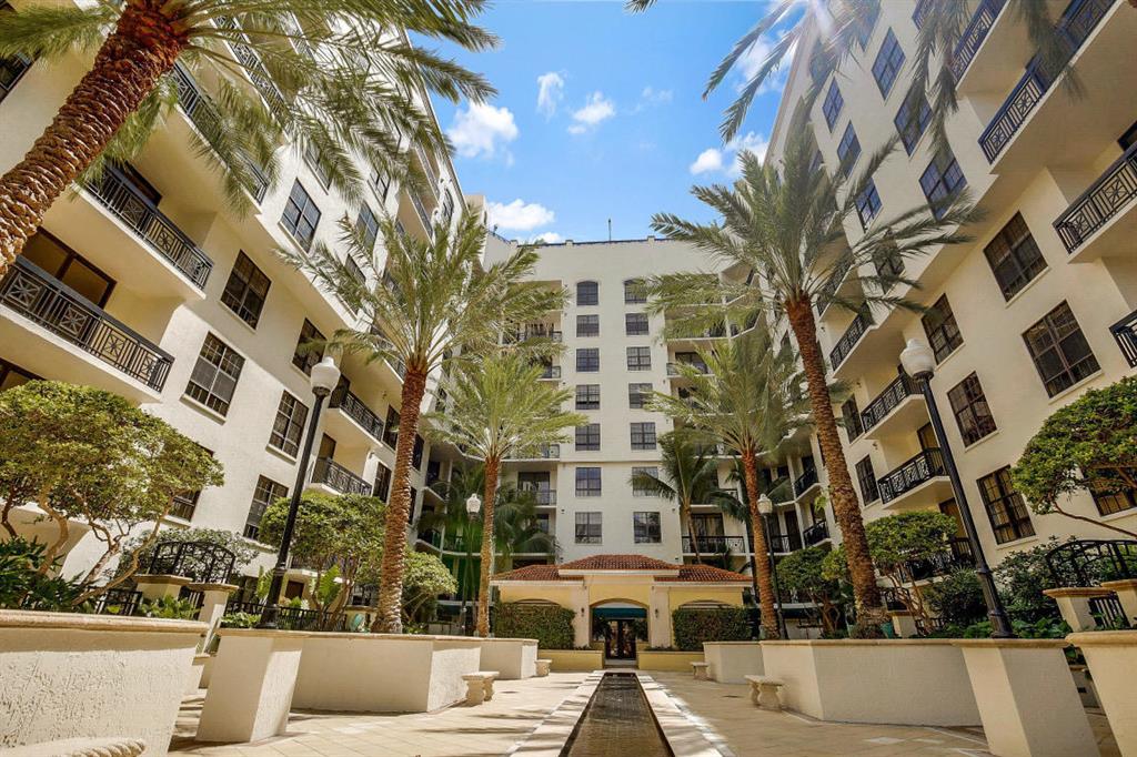 ONE CITY PLAZA - Residential