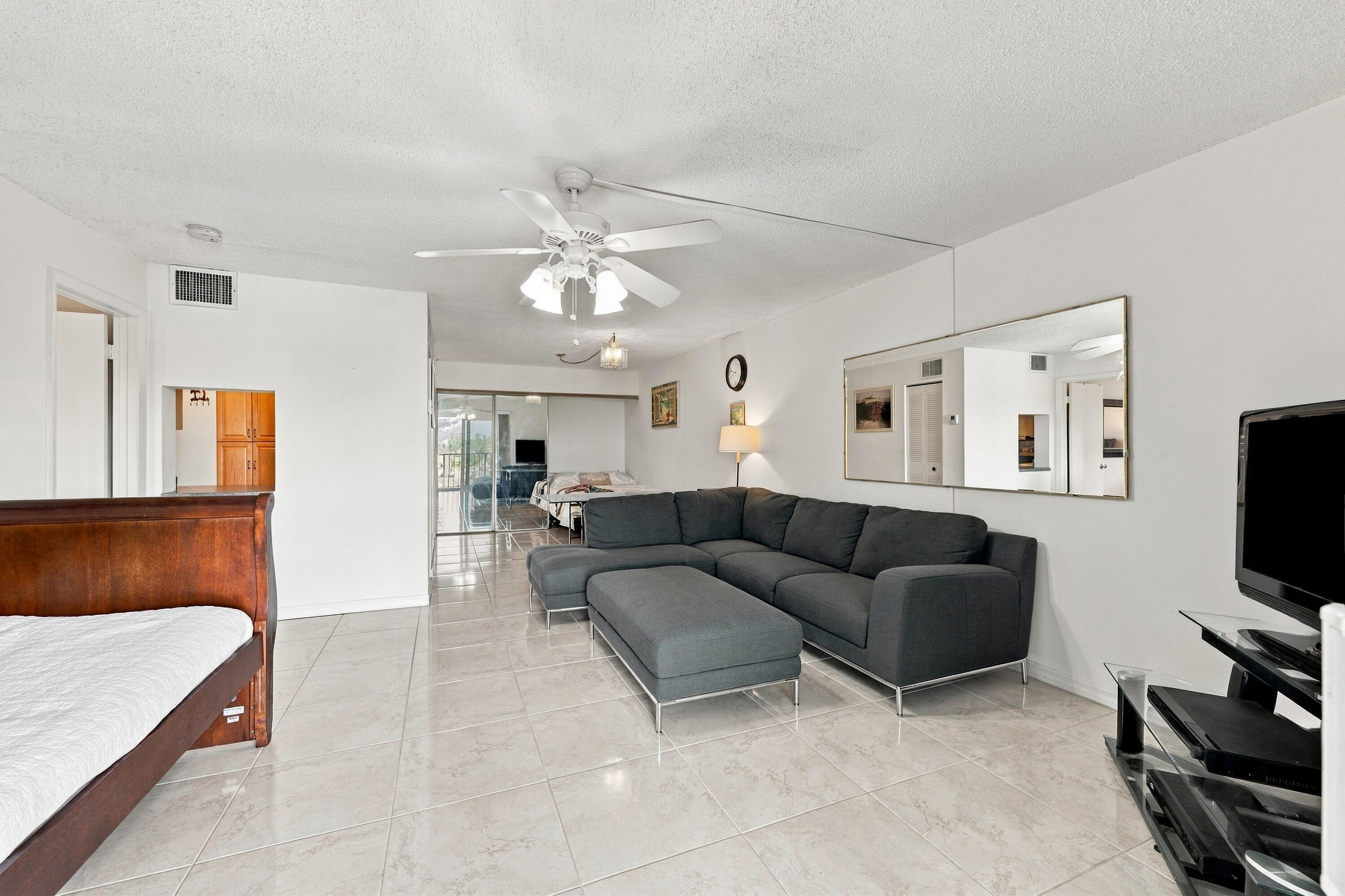 3909 N Ocean Boulevard 410