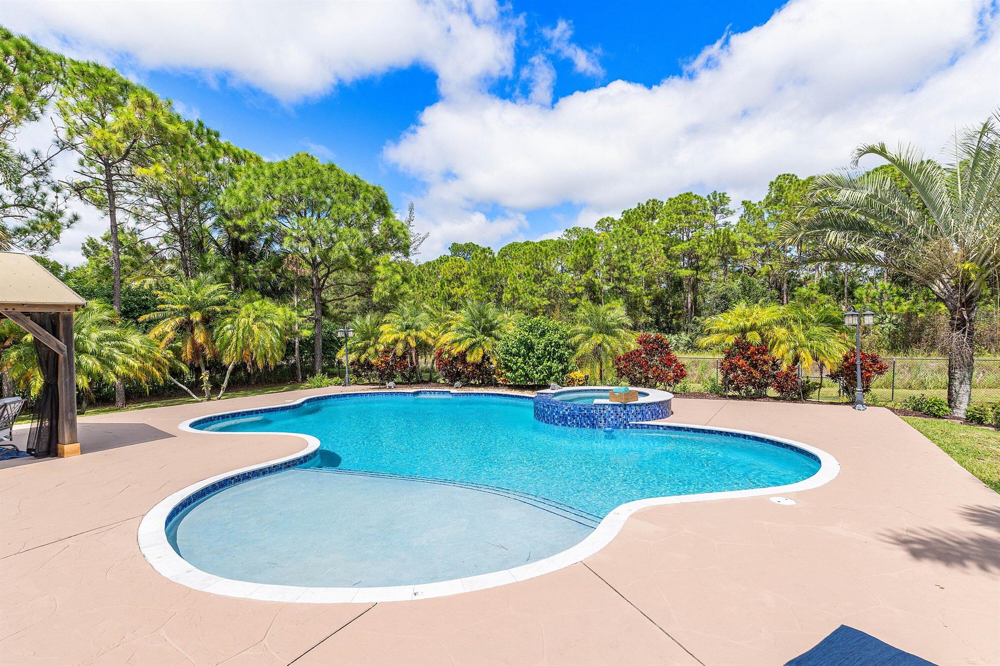 The Acreage - Residential