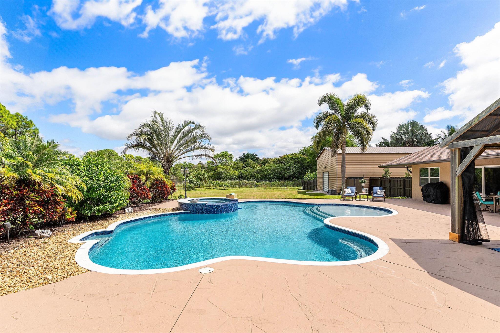 The Acreage - Residential