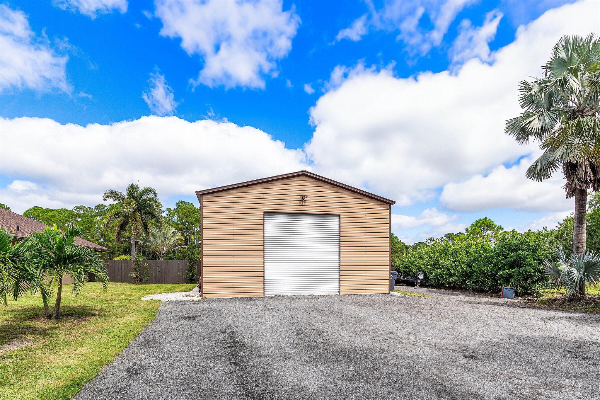 The Acreage - Residential