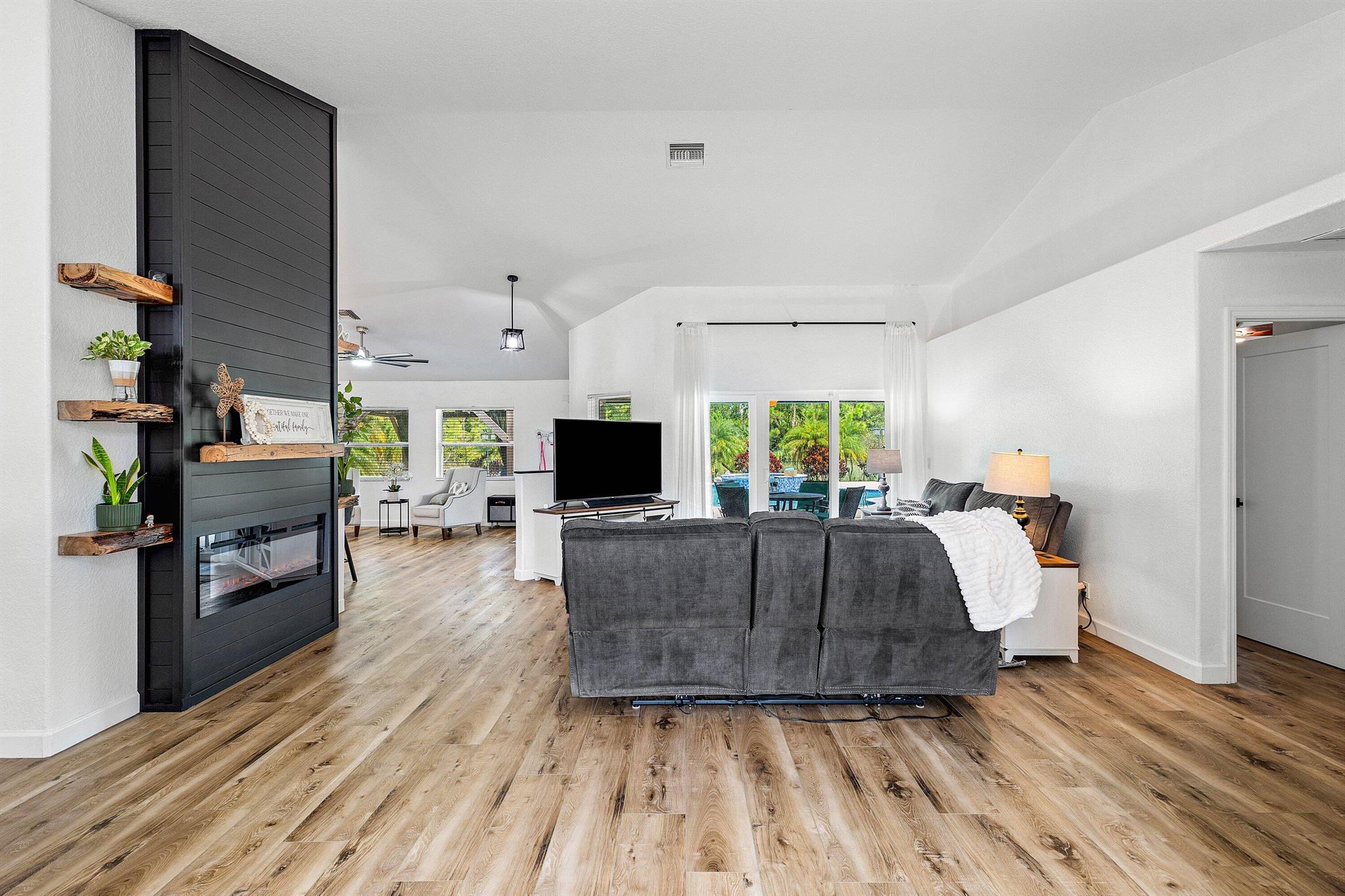 The Acreage - Residential