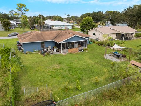 A home in Port St Lucie