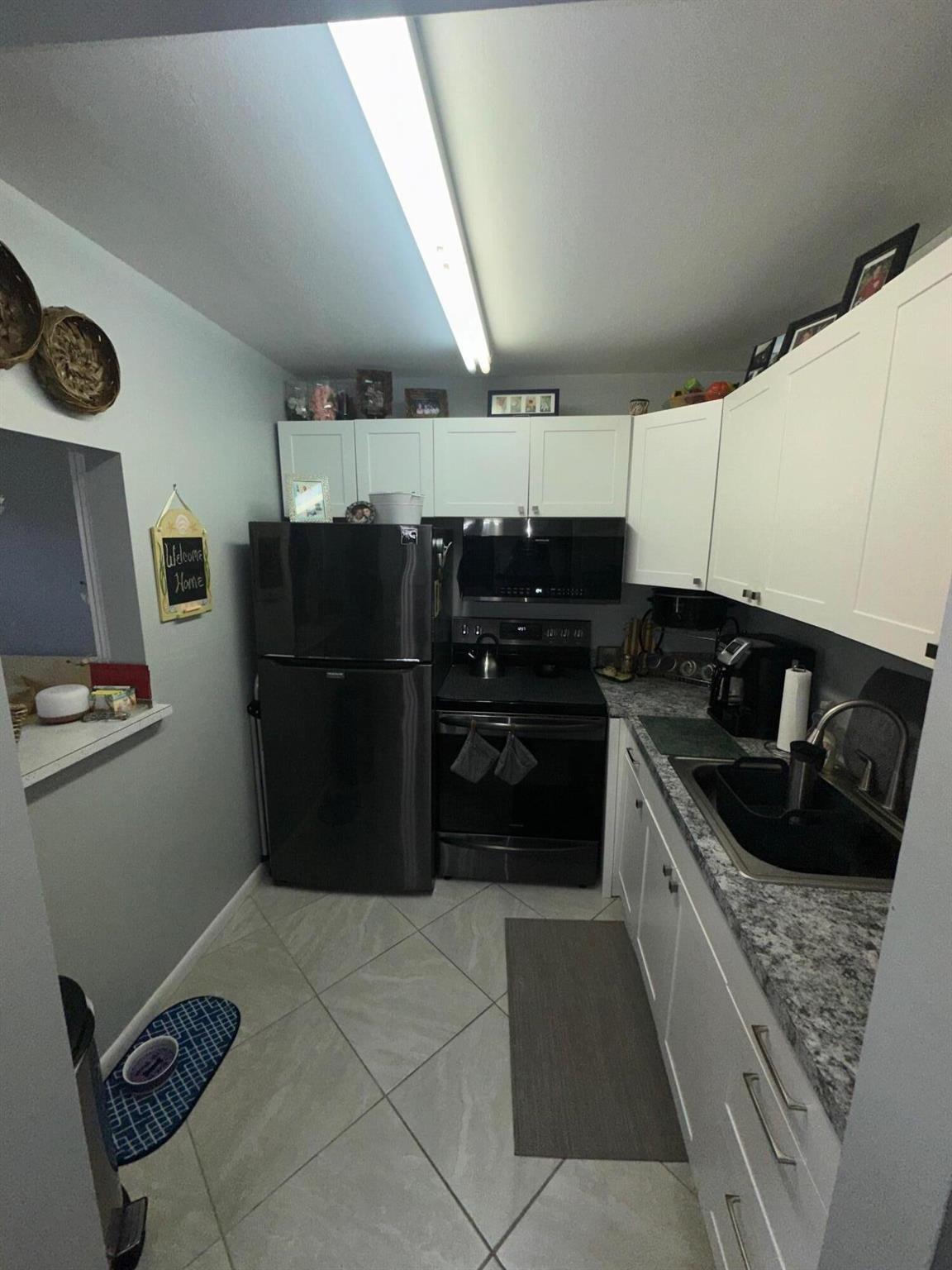 271 Chatham N