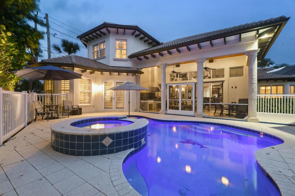 Photo of 4303 NE Rigels Cove Way, Jensen Beach, FL 34957 (MLS # R10718614)