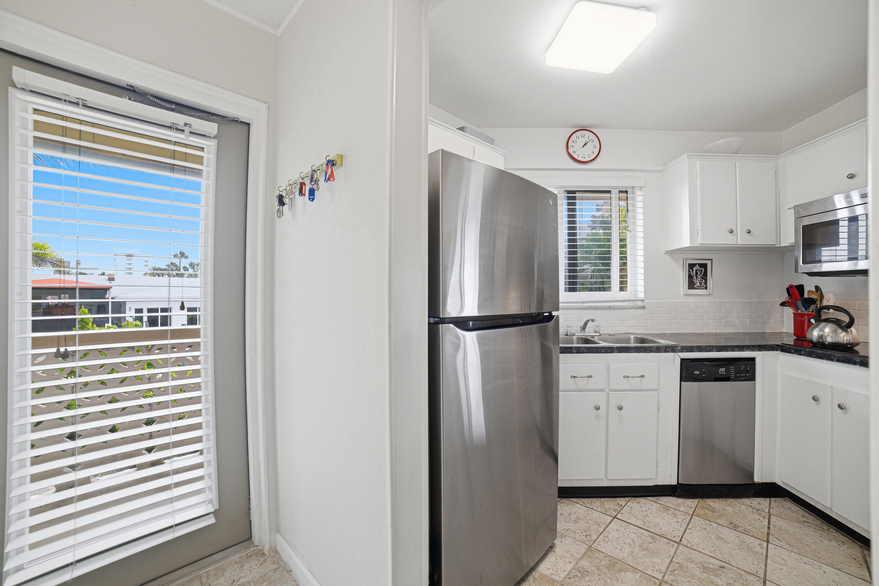 SILVER SHORES APTS CO-OP - Residential