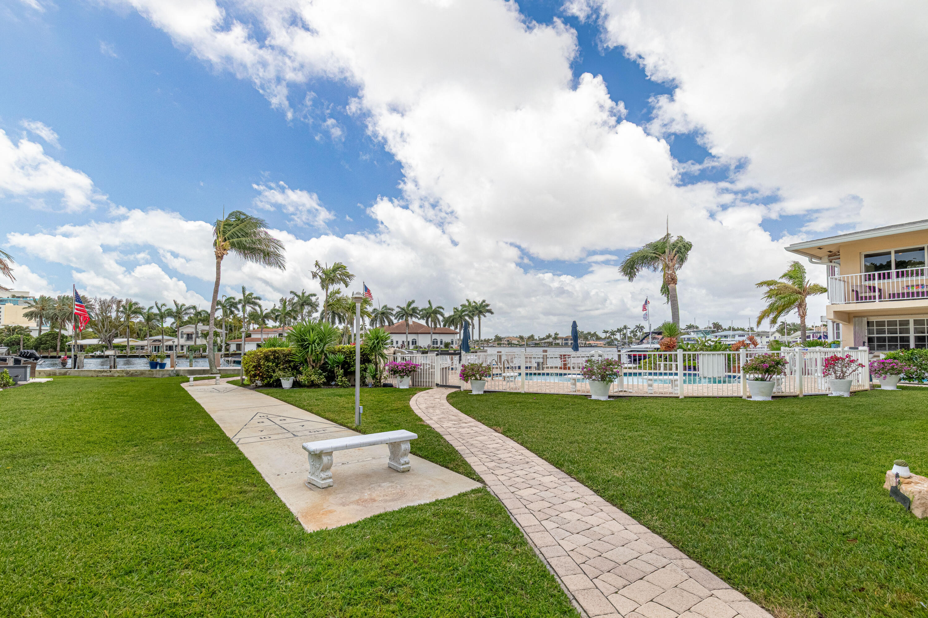 SILVER SHORES APTS CO-OP - Residential