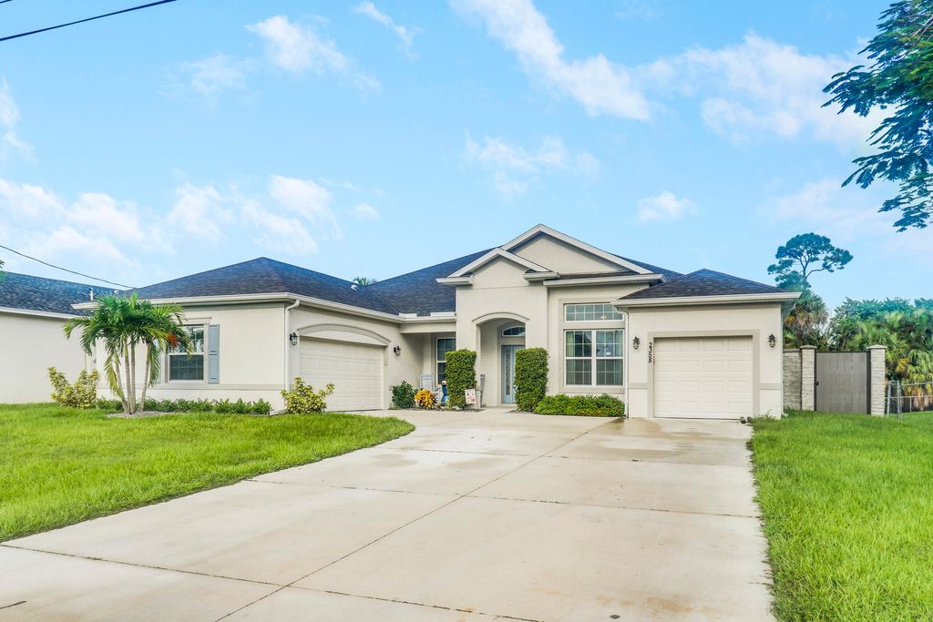 Photo of 2358 SW Blaine Terrace, Port Saint Lucie, FL 34953 (MLS # R11021593)
