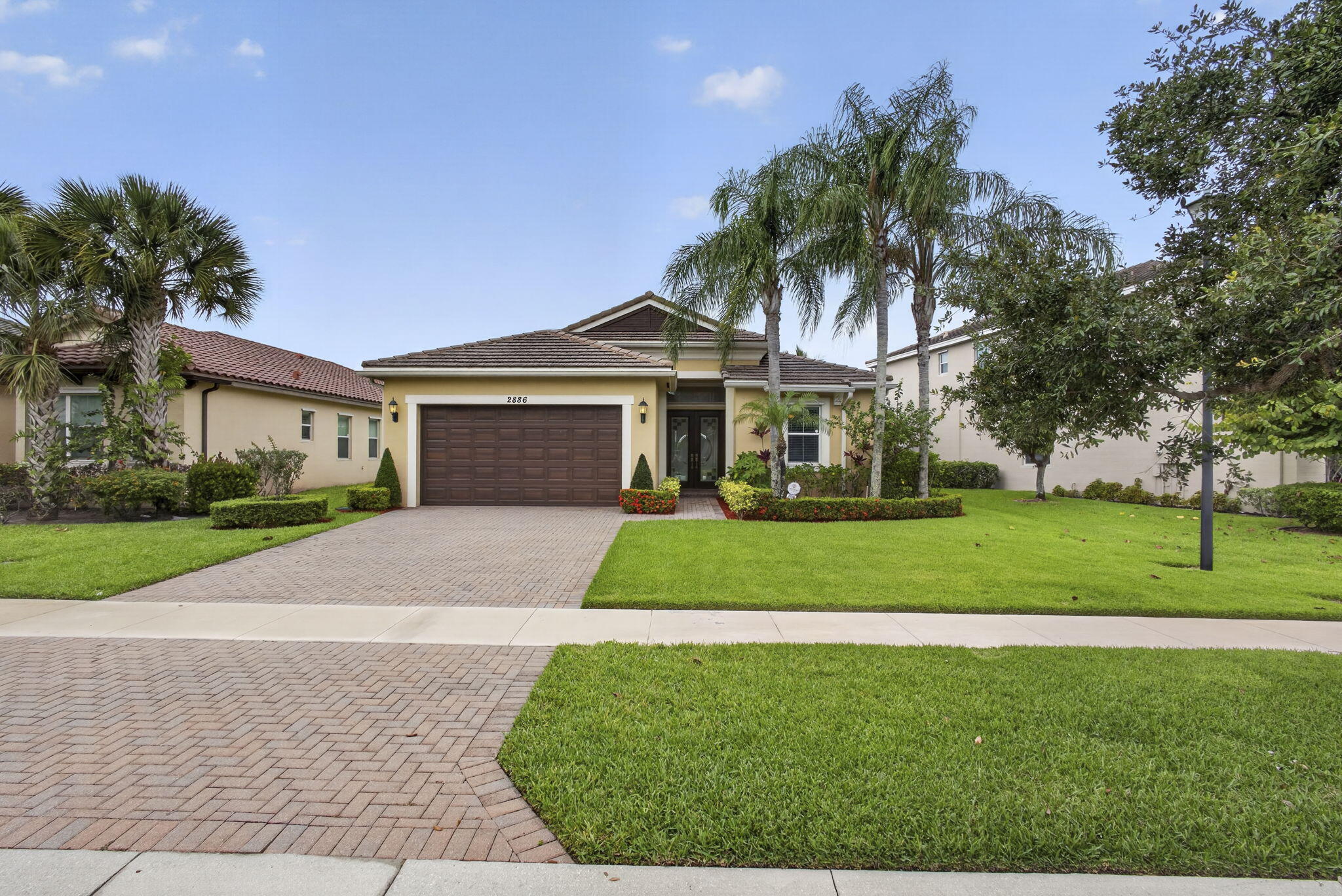 2886 Bellarosa Circle