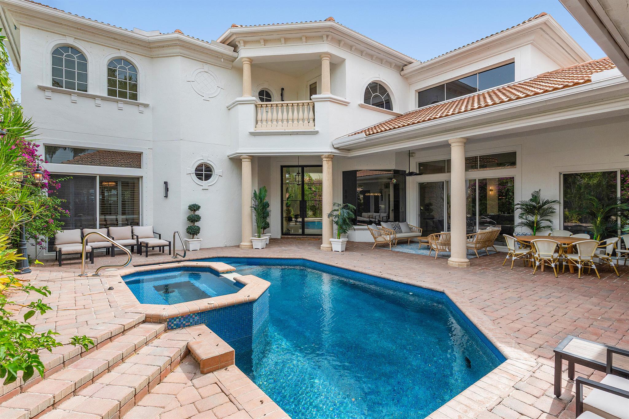Mizner Country Club - Residential
