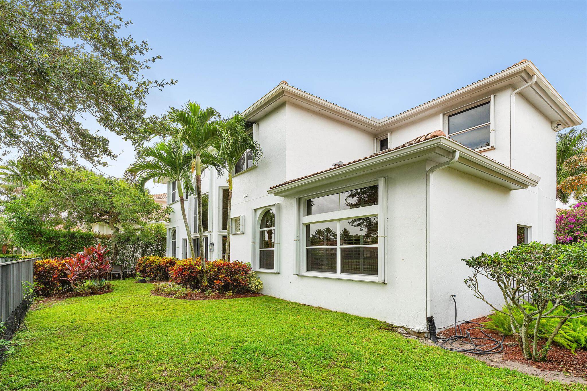 Mizner Country Club - Residential