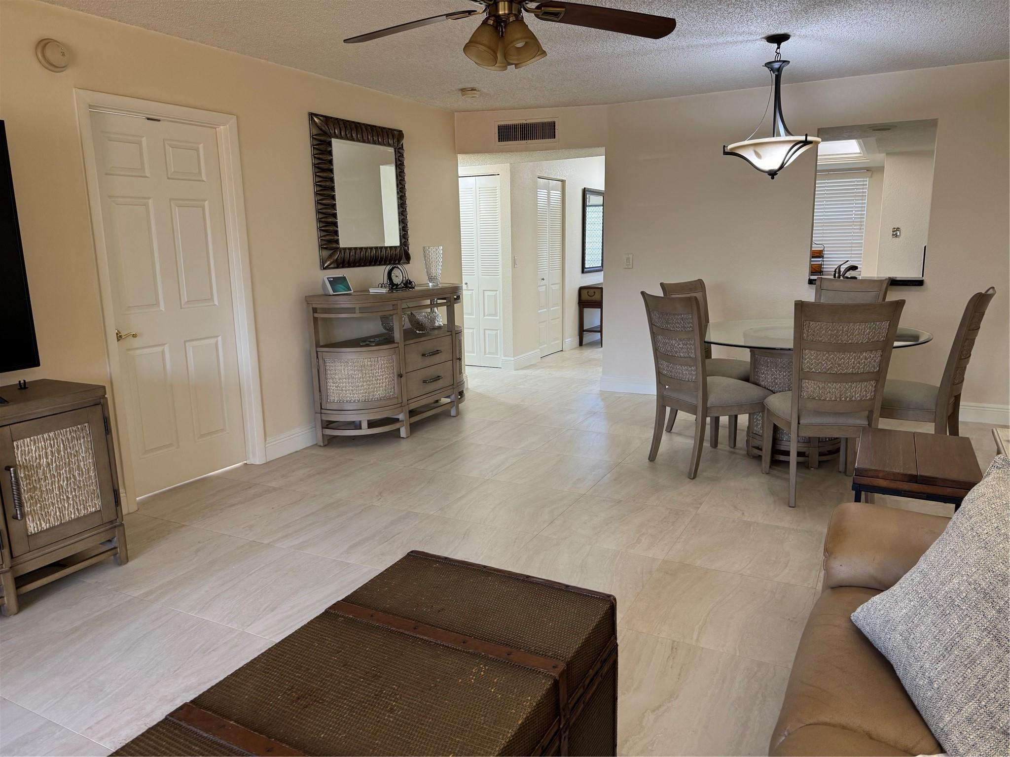 PALM SPRINGS ll - Residential