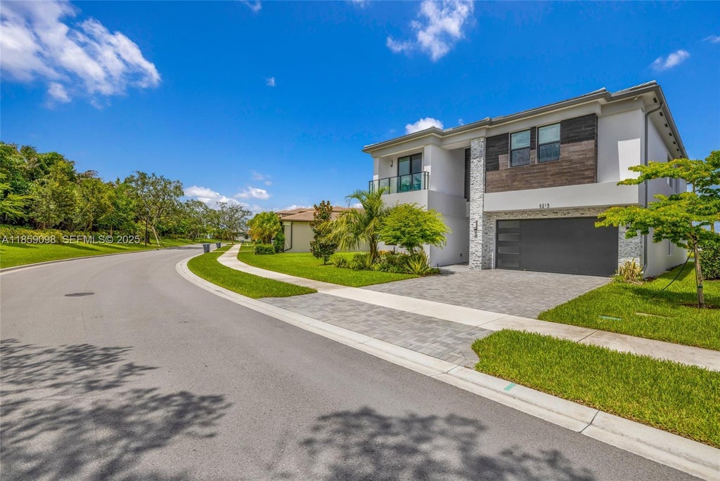 Photo of 8215 Crystal Downs Avenue, Boca Raton, FL 33434 (MLS # B26070968)