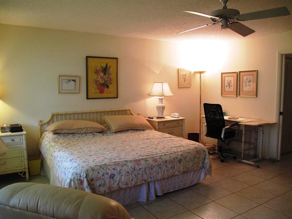 HIGH POINT OF DELRAY SEC 5 CONDO - Residential