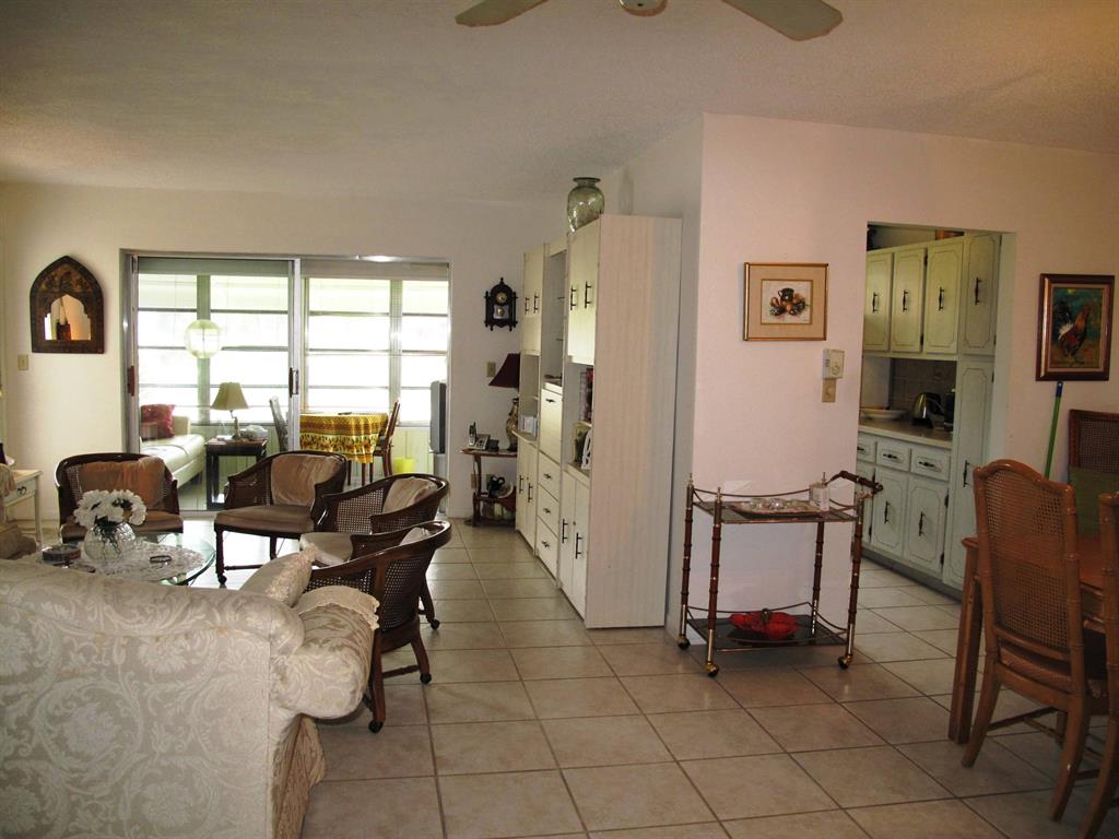 HIGH POINT OF DELRAY SEC 5 CONDO - Residential