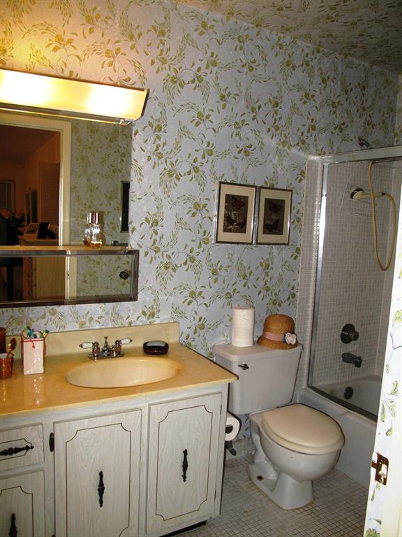 HIGH POINT OF DELRAY SEC 5 CONDO - Residential