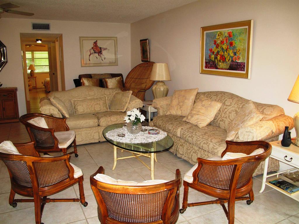 HIGH POINT OF DELRAY SEC 5 CONDO - Residential