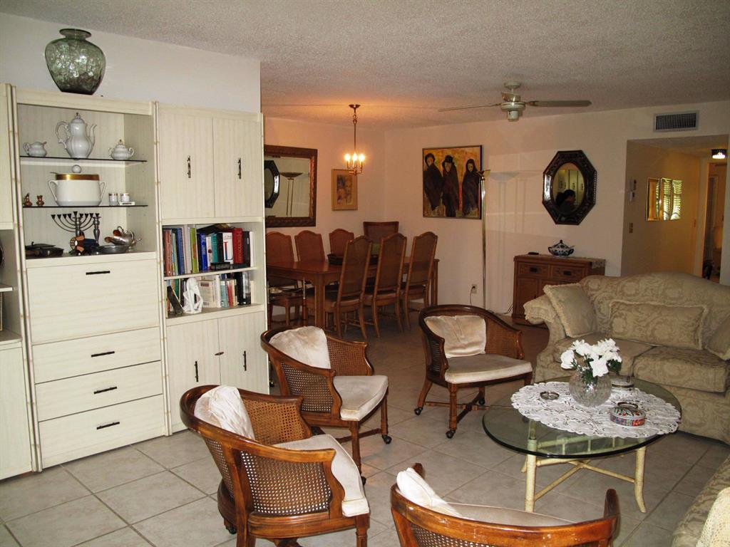 HIGH POINT OF DELRAY SEC 5 CONDO - Residential