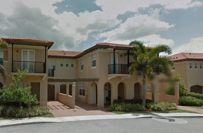 JULIA GARDENS - Residential