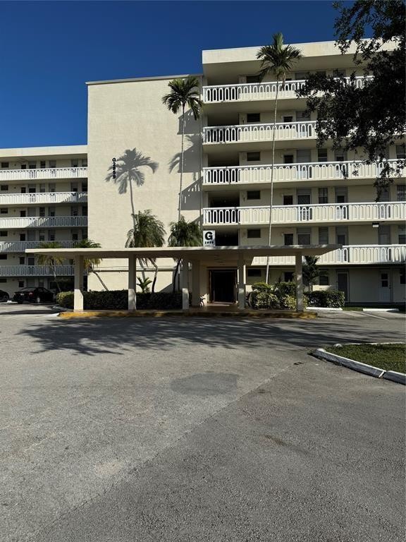 2859 Leonard Drive G414