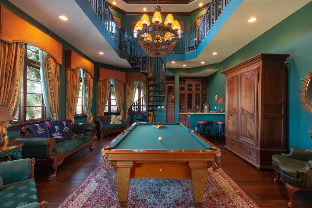 SOUTHFIELDS WELLINGTON CO - Residential