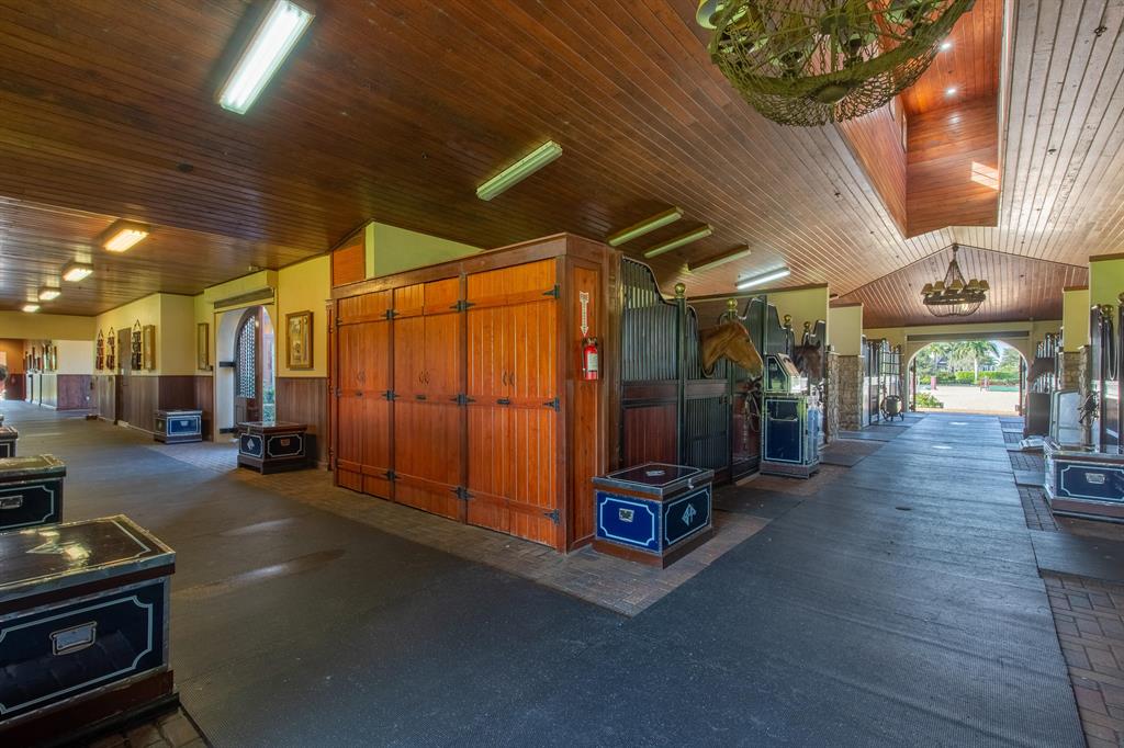 SOUTHFIELDS WELLINGTON CO - Residential