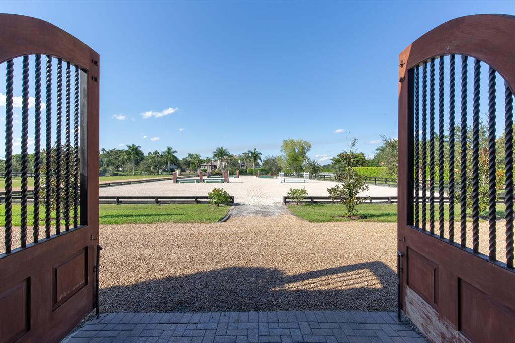 SOUTHFIELDS WELLINGTON CO - Residential