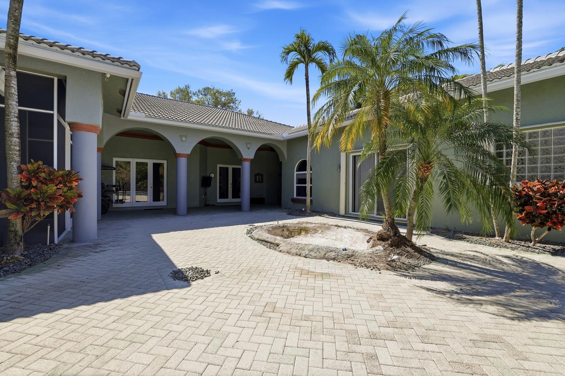 Delray Lakes Estates - Residential